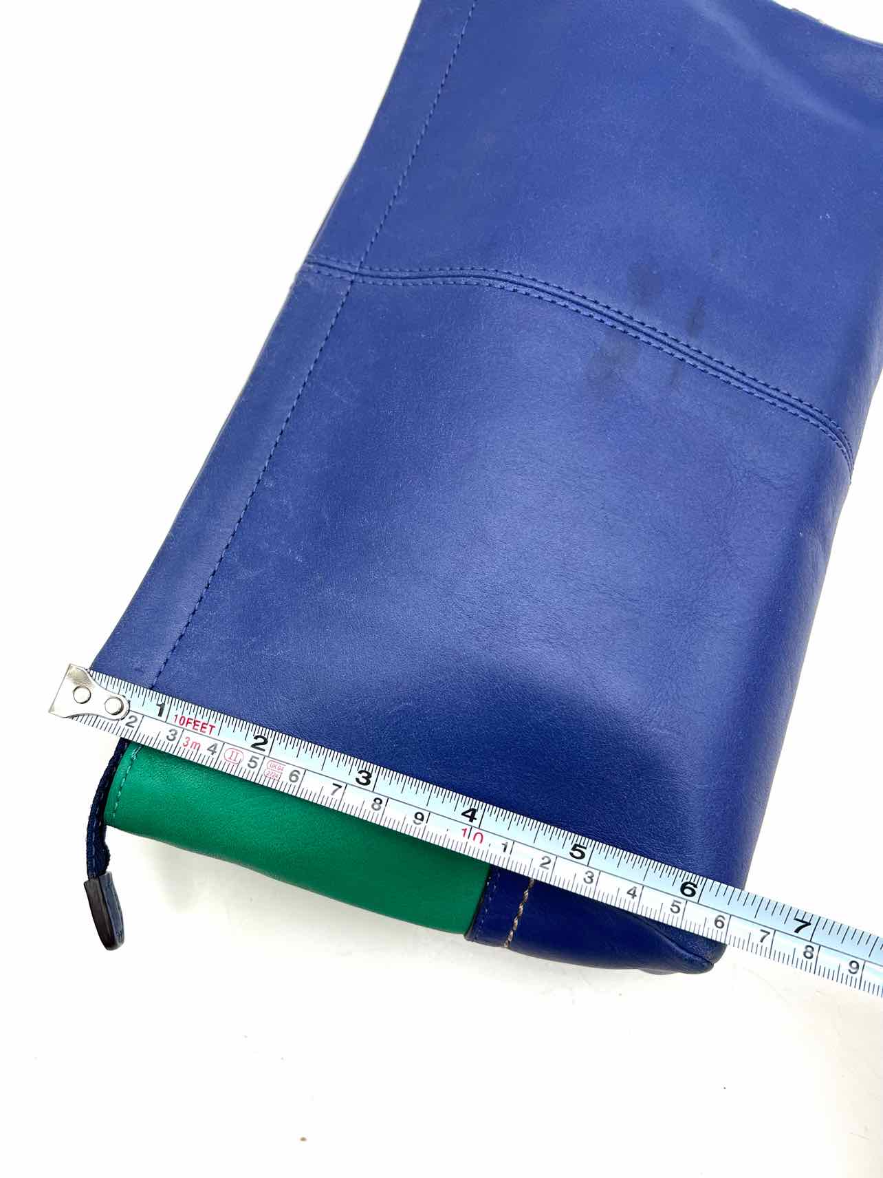 Coach Bl/Wh/Gr Colorblock Turn-lock Leather AS IS Designer Wristlet - Image 10