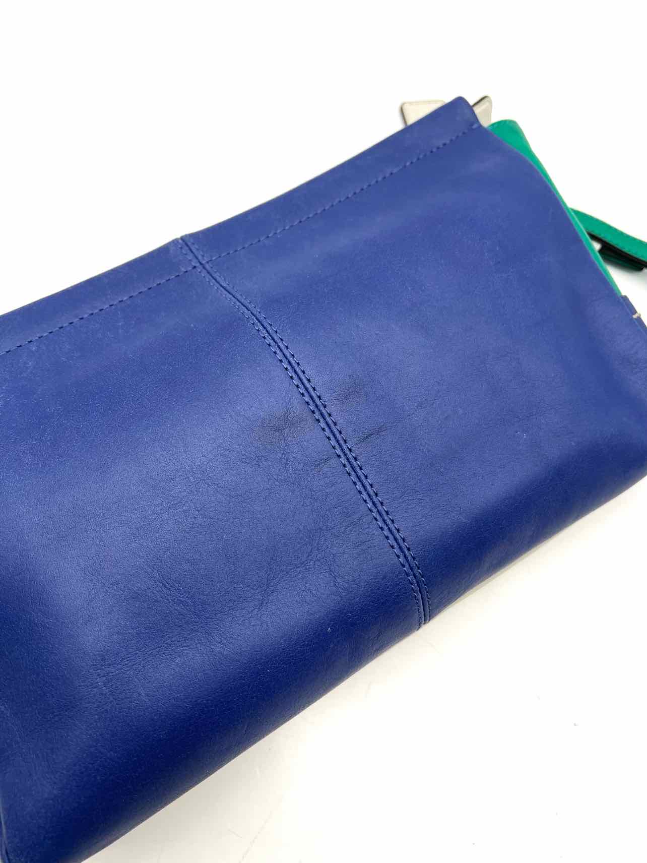Coach Bl/Wh/Gr Colorblock Turn-lock Leather AS IS Designer Wristlet - Image 5