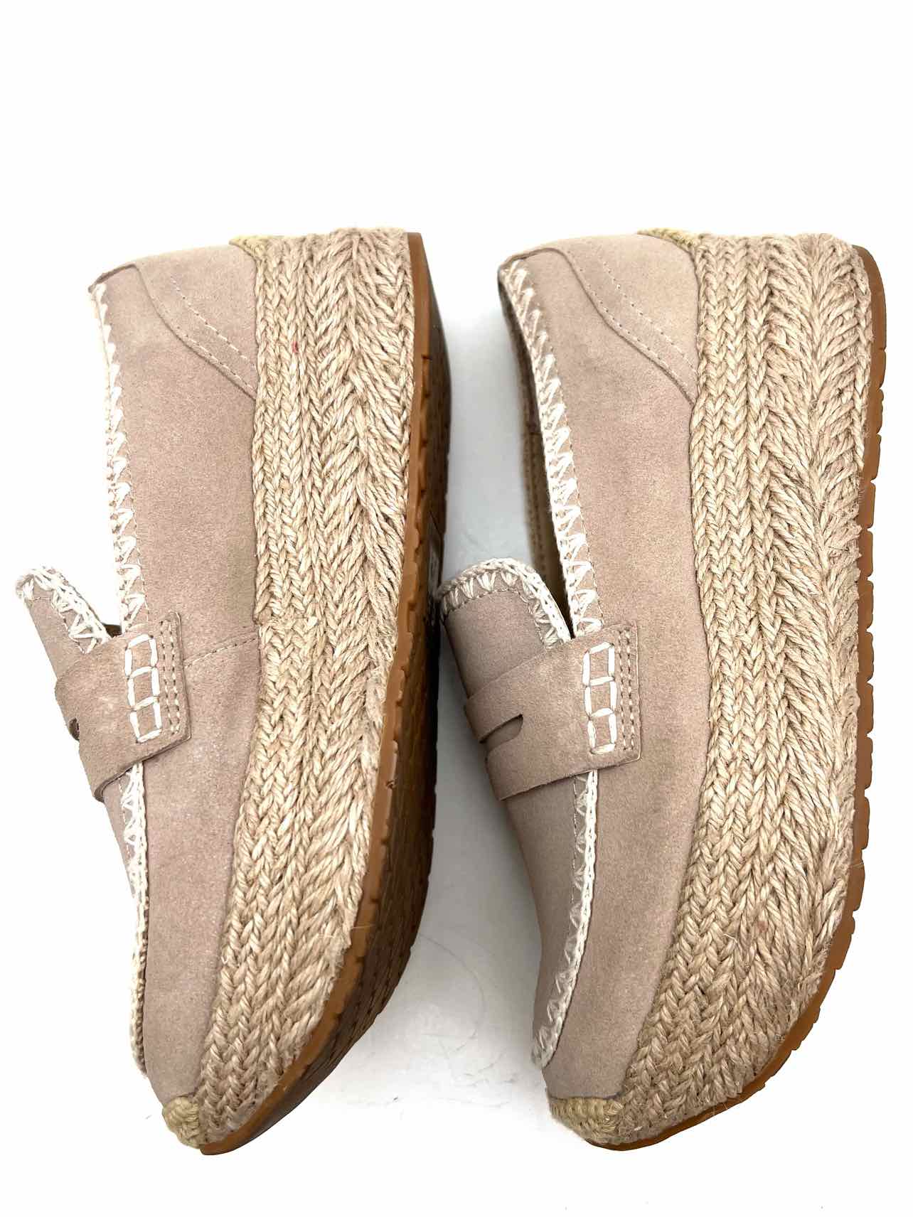 Dolce Vita Size 6 Beige/Cream Platform Suede Designer Espadrilles - Image 3