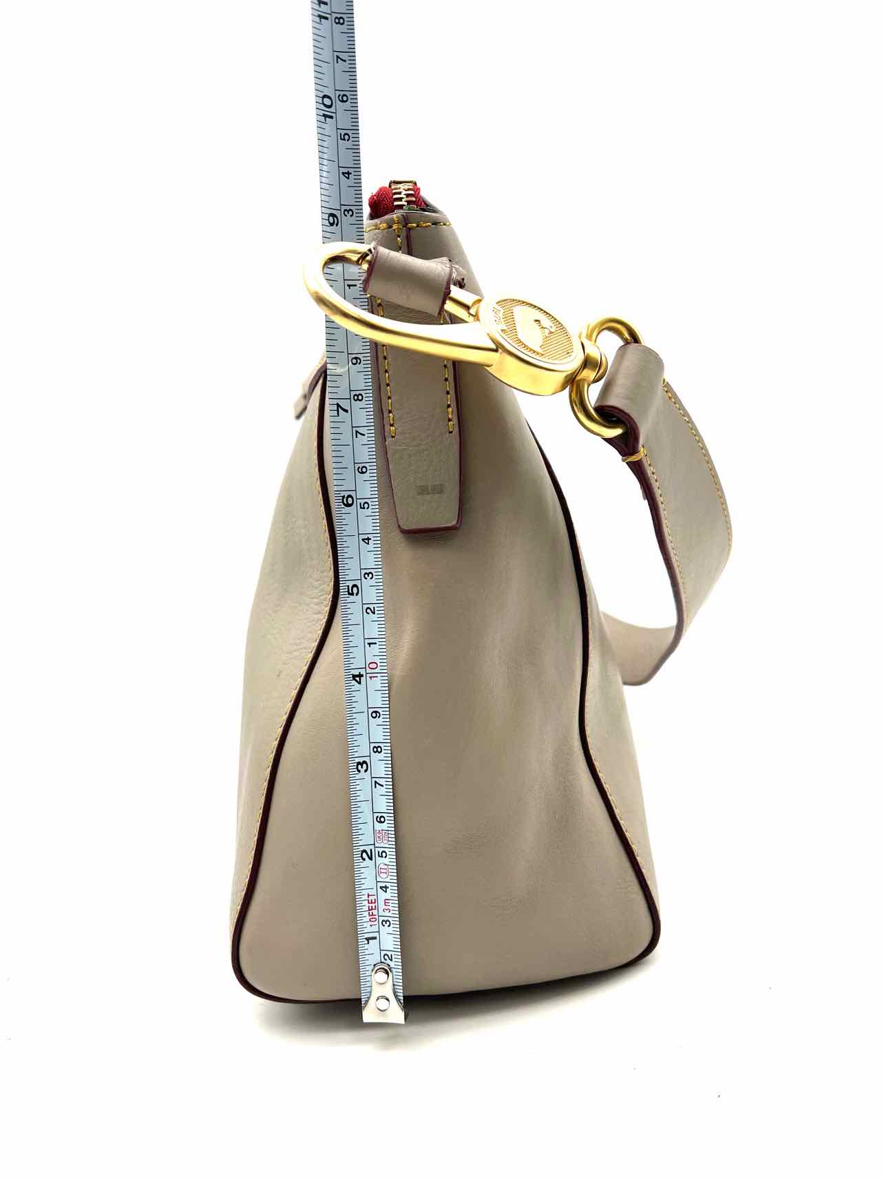 Dooney & Bourke Size L Taupe/Gold Hobo Buckle Leather Designer Purse - Image 13
