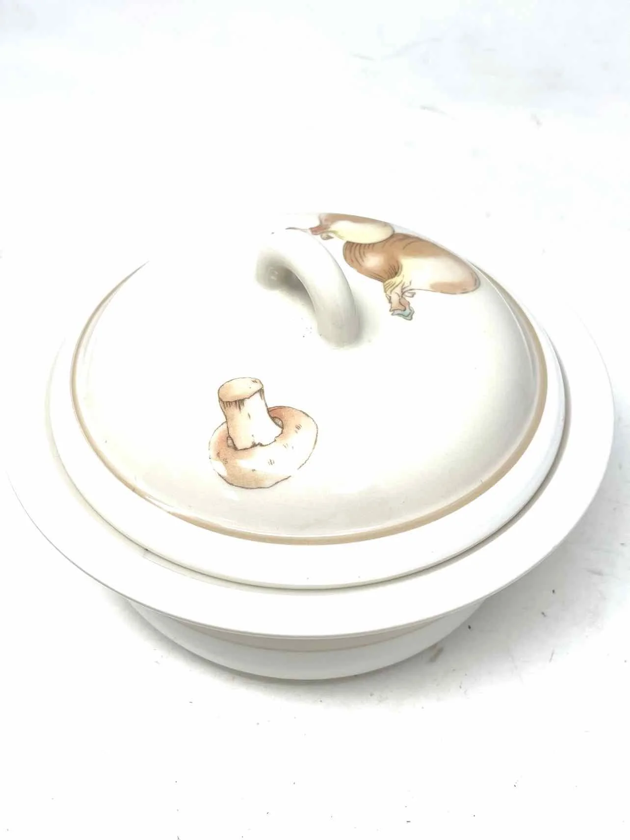 Epoch White/Beige Onion Home Decor Casserole - Image 3