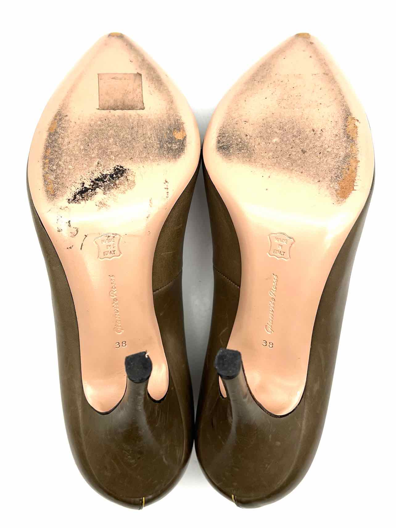 Gianvito Rossi Size 8 Olive/Yellow Trim Leather Designer Pumps - Image 6