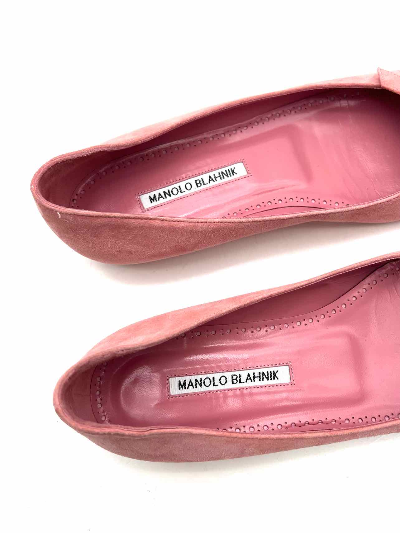 Manolo Blahnik Size 8.5 Pink Cap Toe Suede Designer Flats - Image 7