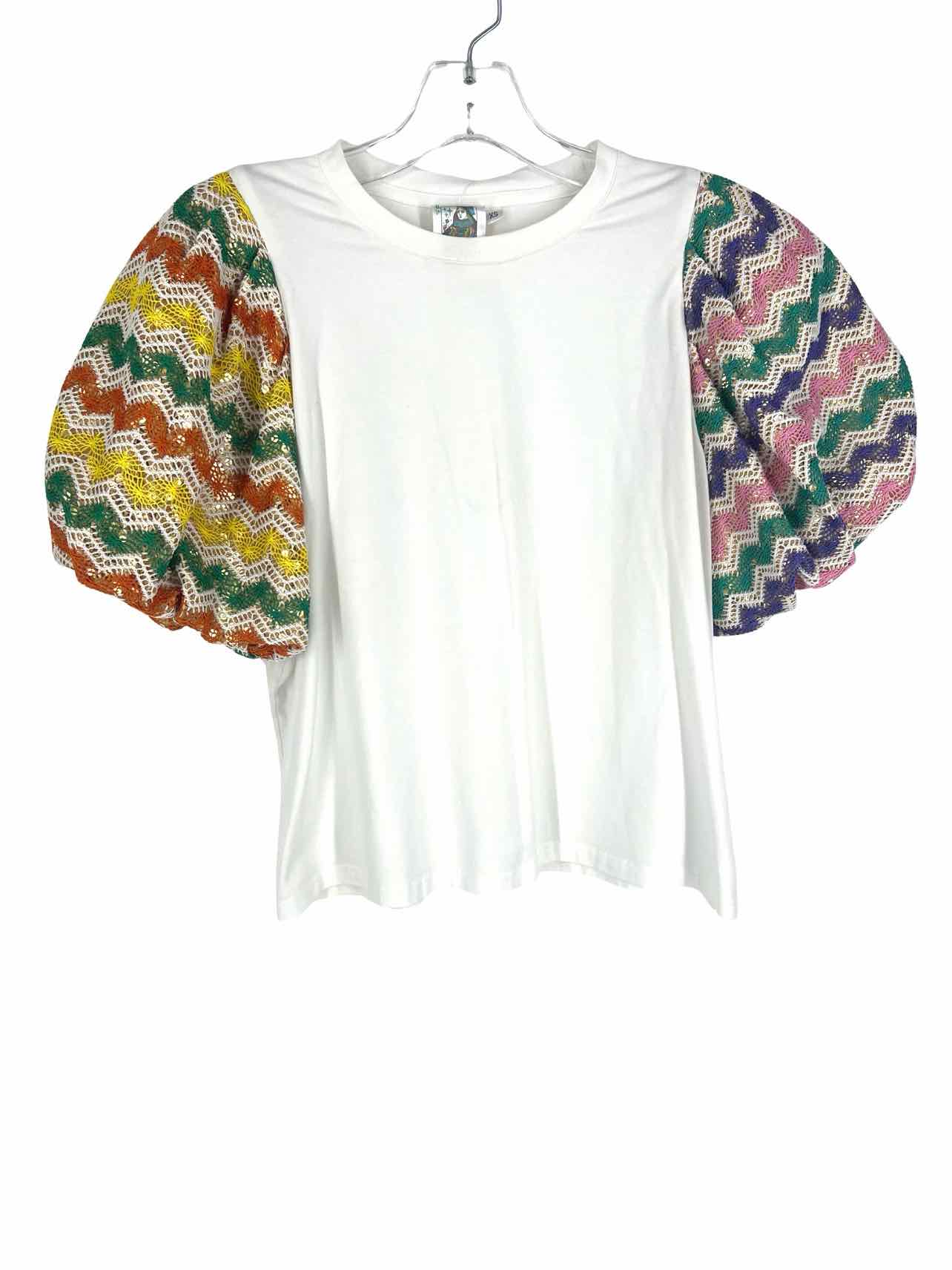 Queen of Sparkles Size XS White/Multi Puff Sleeve Designer Top-Short Sleeve