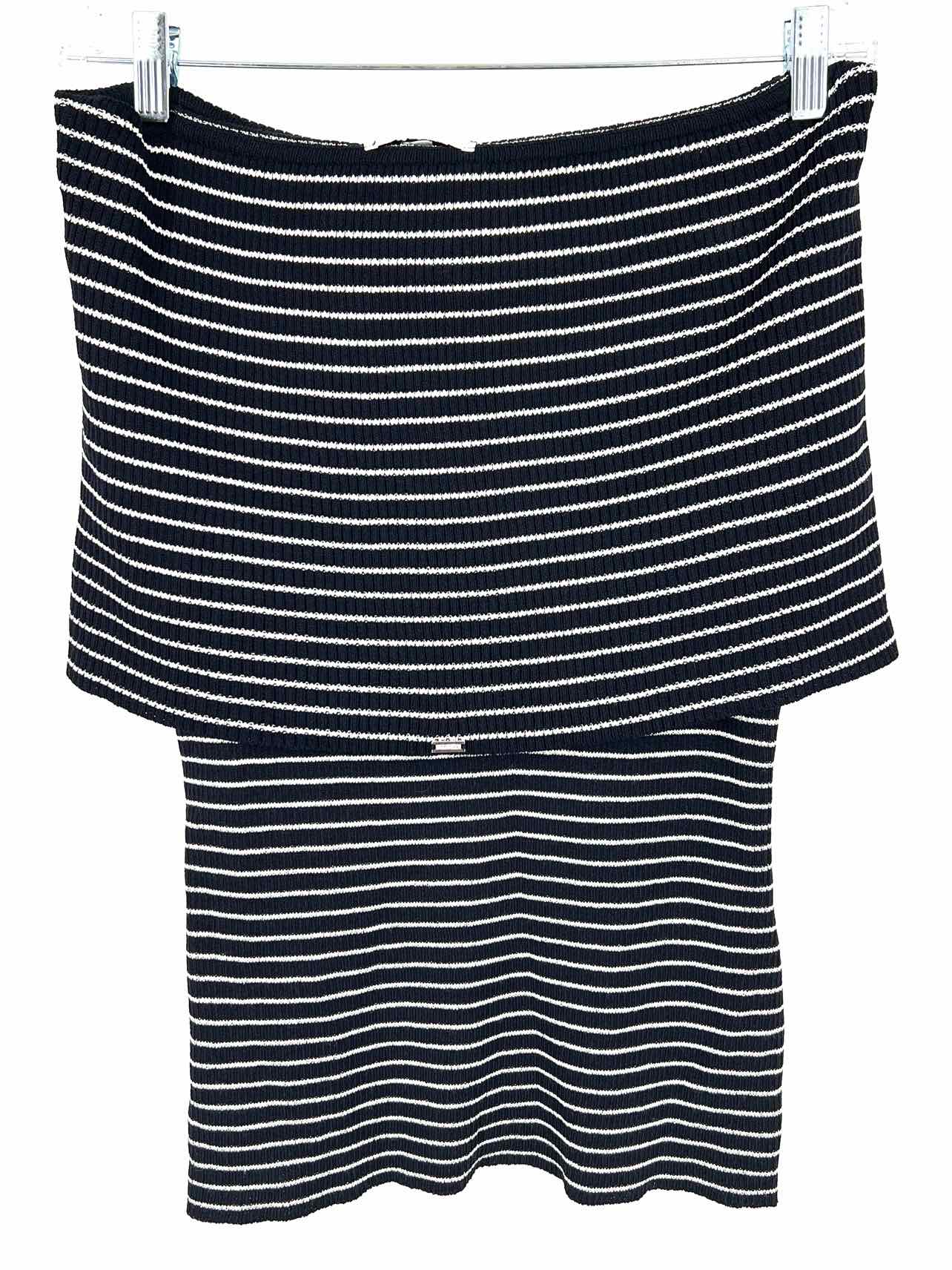 St. John Size M Navy/White Stripe Wool/Rayon Designer Top-Short Sleeve - Image 2