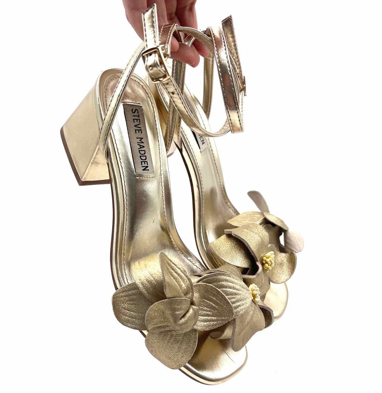 Steve Madden Size 6 Gold Floral Metallic Shoes Sandals Heels - Image 4