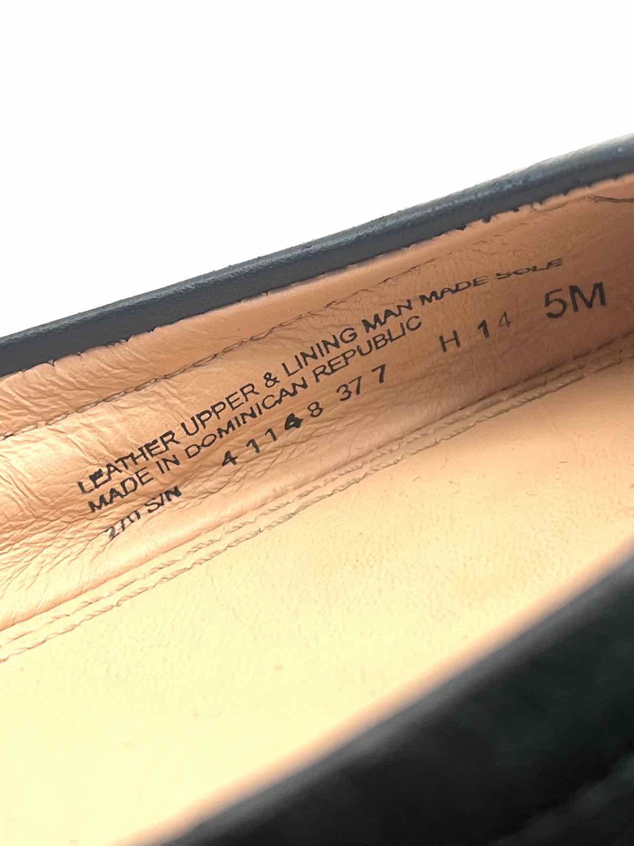 Tory Burch Size 5 Black/Gold Embellished Leather Designer Flats - Image 7