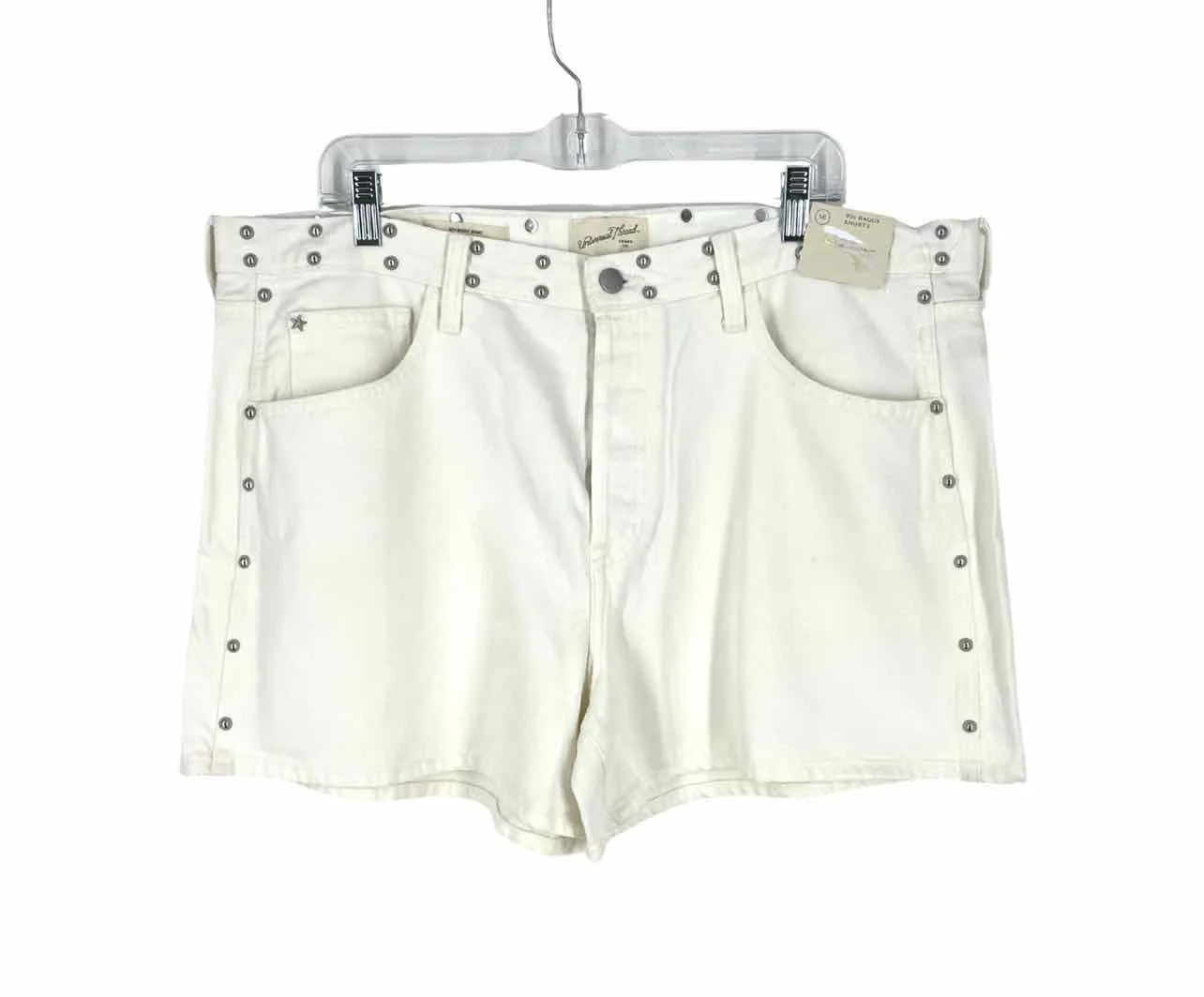 Universal Thread Size 16 White/Silver Studded Denim NEW Shorts Shorts