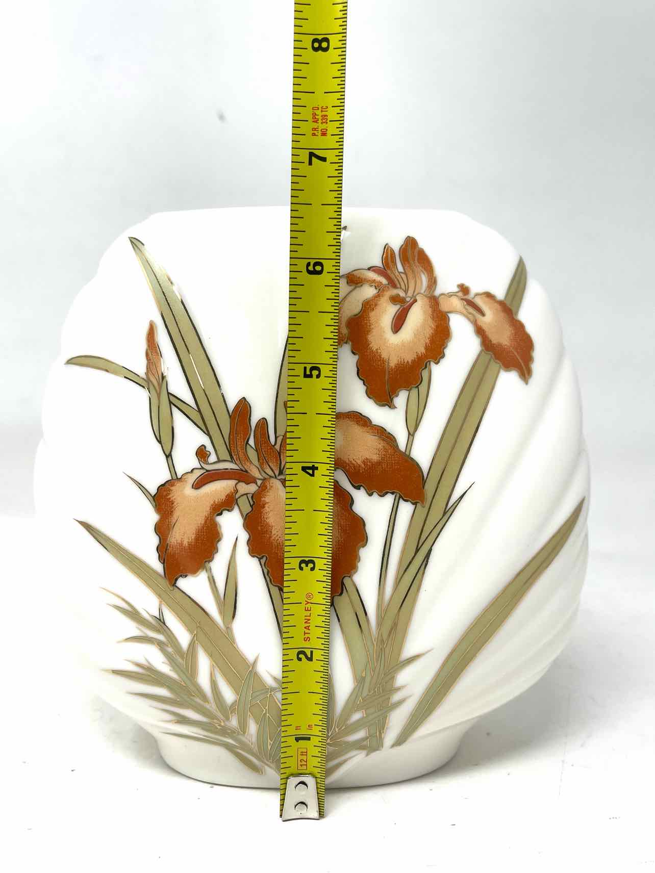 White/Multi Iris Japanese Home Decor Vase - Image 4